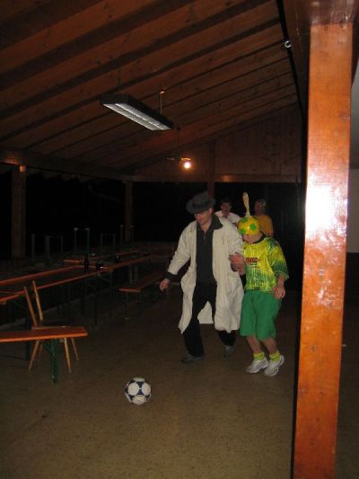 Gruen-Gelb-Ball_2006_041.jpg