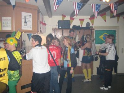Gruen-Gelb-Ball_2006_022.jpg